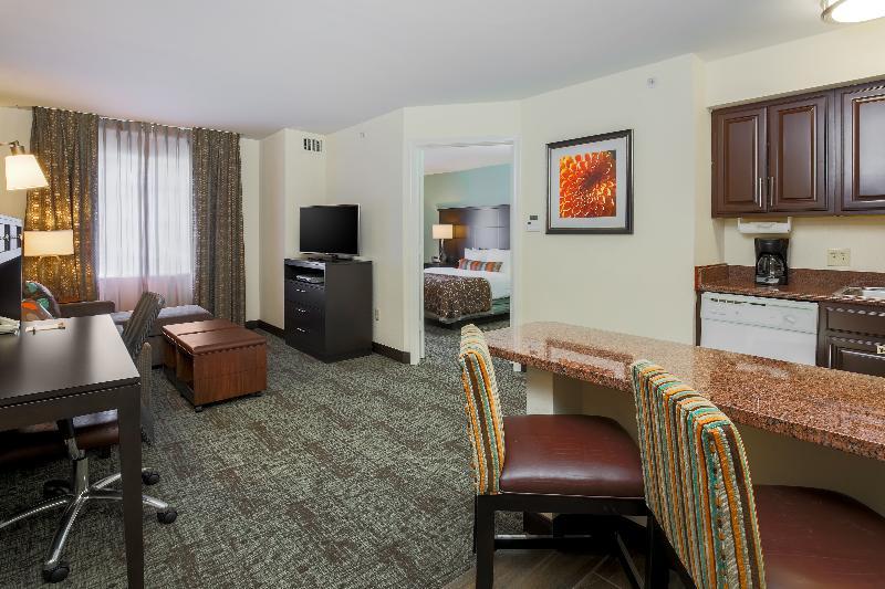 Staybridge Suites-Philadelphia/Mount Laurel, An Ihg Hotel Экстерьер фото